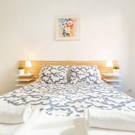 Confort Barcelona Rentals Bagian luar foto
